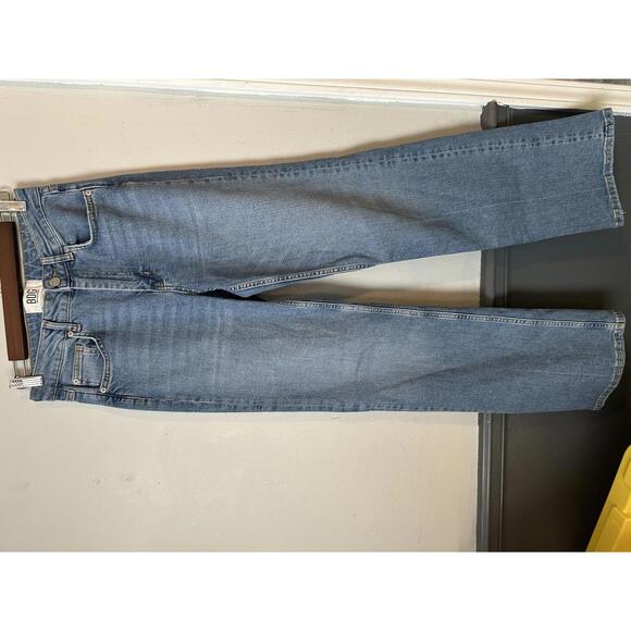 BDG Denim - BDG Urban Outfitters High Waist Wide Leg Jeans Size 29